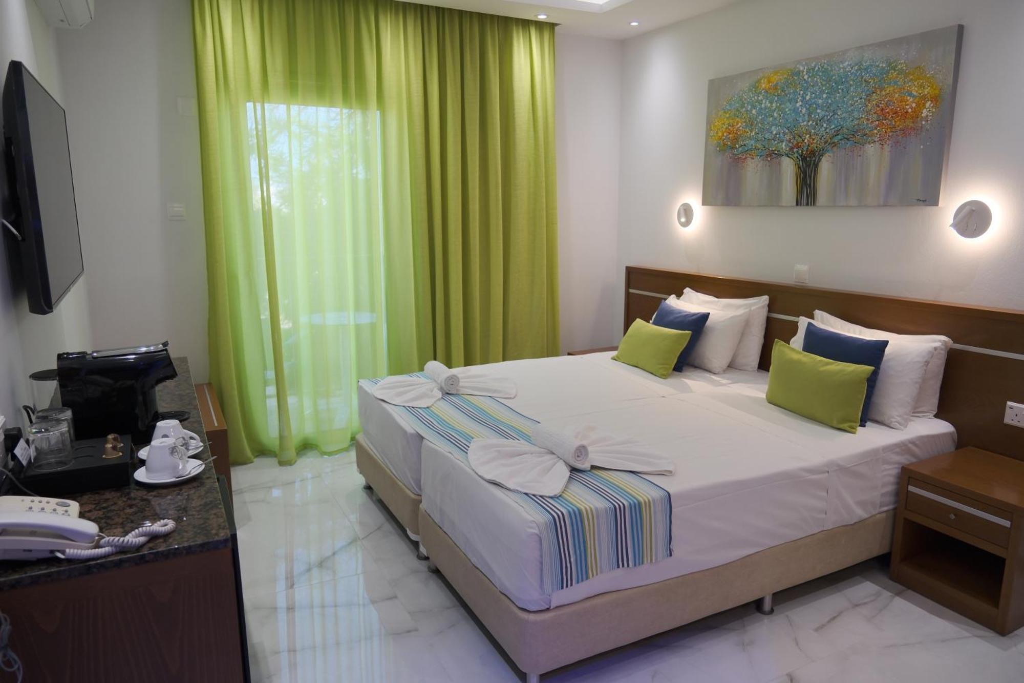 Loutsiana Deluxe Apts Ayia Napa Exteriér fotografie