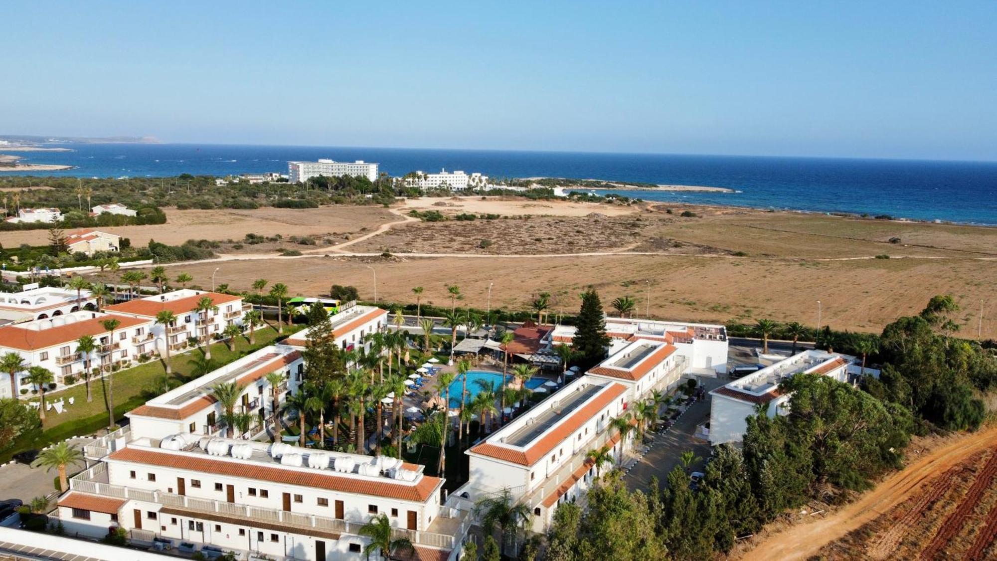 Loutsiana Deluxe Apts Ayia Napa Exteriér fotografie