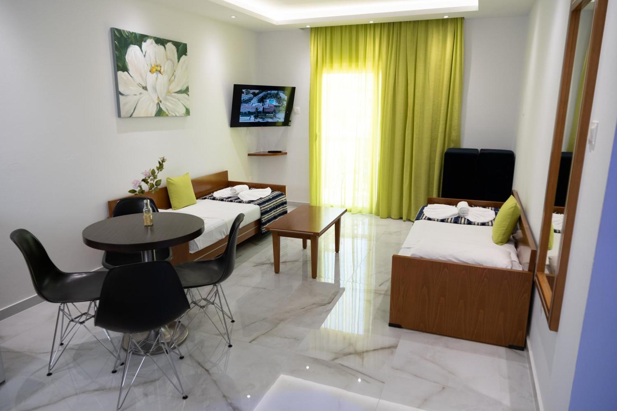 Loutsiana Deluxe Apts Ayia Napa Exteriér fotografie