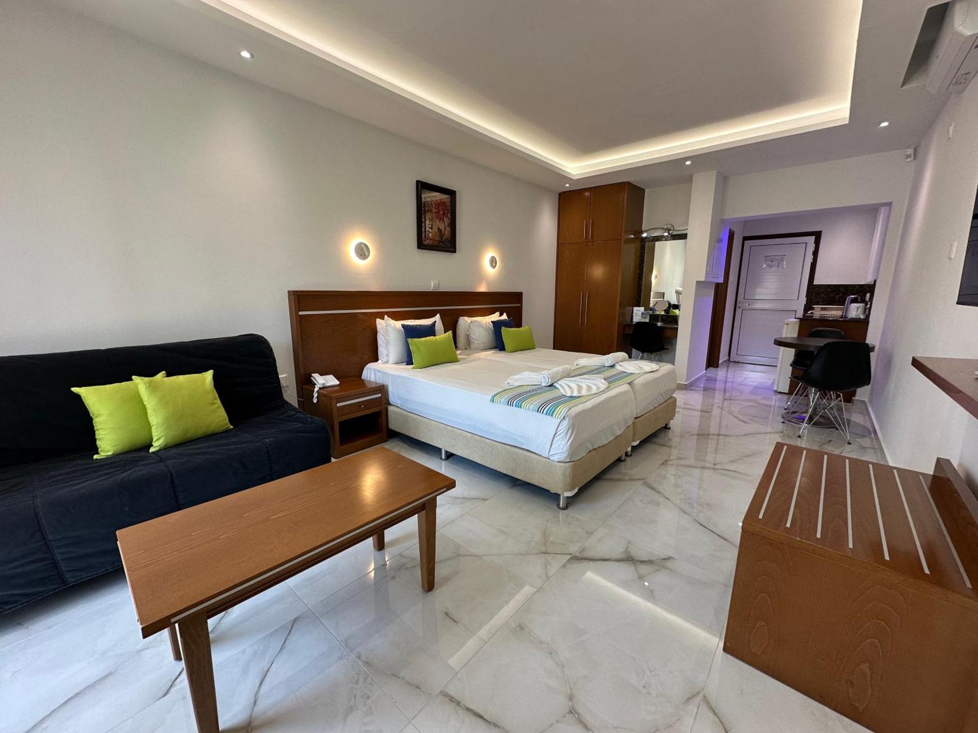 Loutsiana Deluxe Apts Ayia Napa Exteriér fotografie